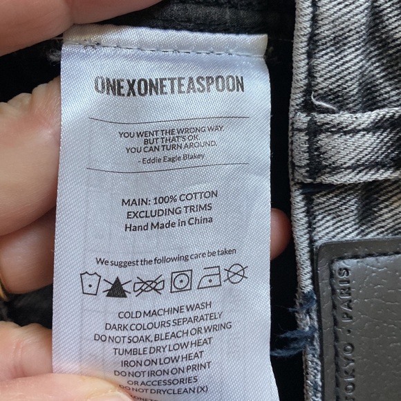 One Teaspoon High Waisted Bonita Shorts size 25 - Picture 10 of 10